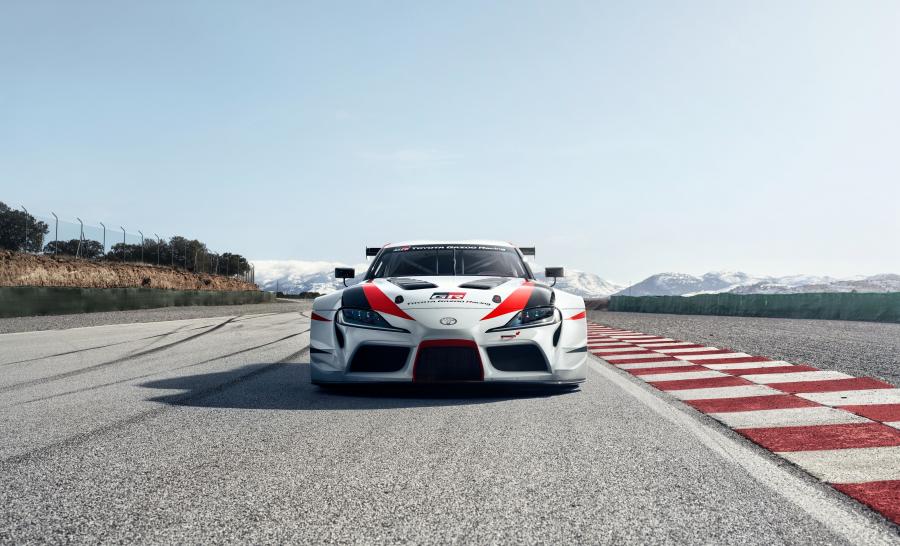  Toyota GR Supra Racing Concept 2018 года  (фото 28 из 36)